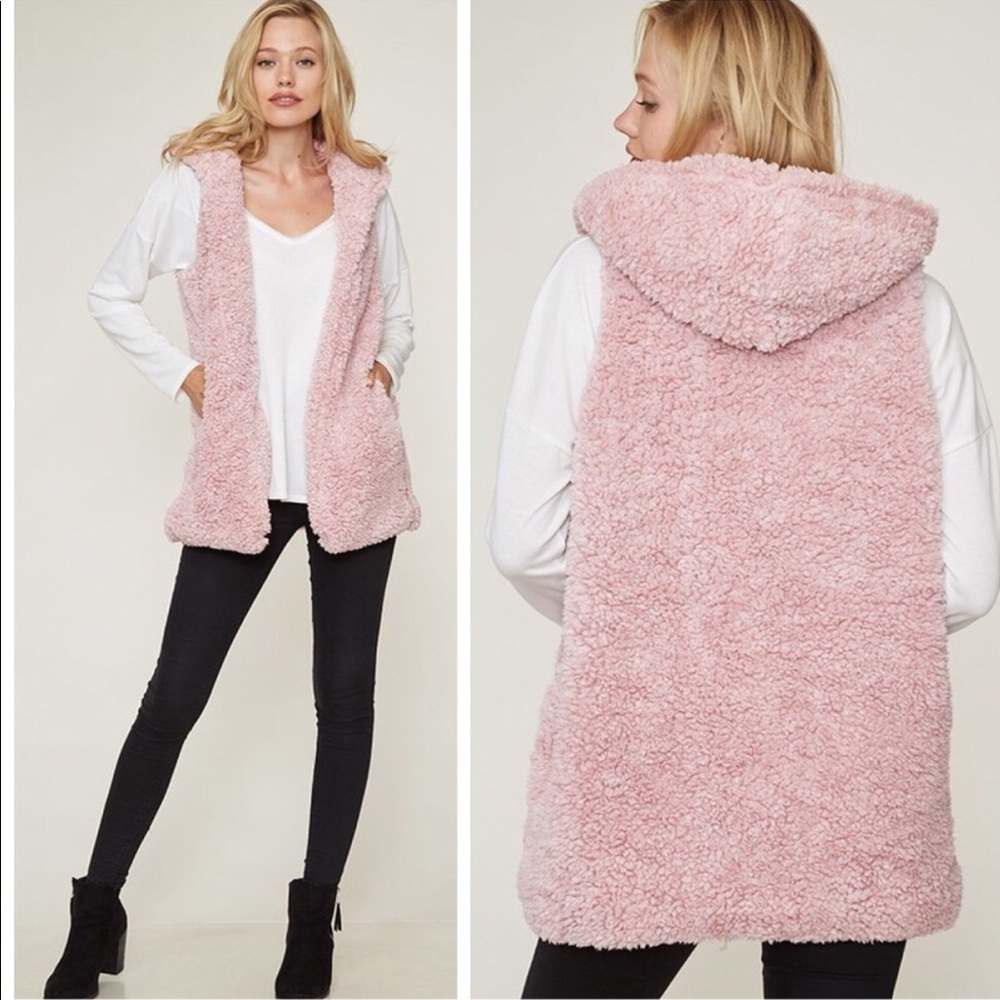 Last one sz small🌸Blush Sherpa hooded vest.🌸 - Picture 4 of 8